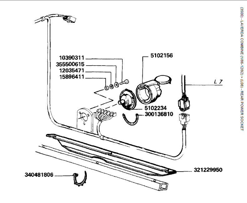 14.TOMADA ELÉCTRICA TRASEIRA
